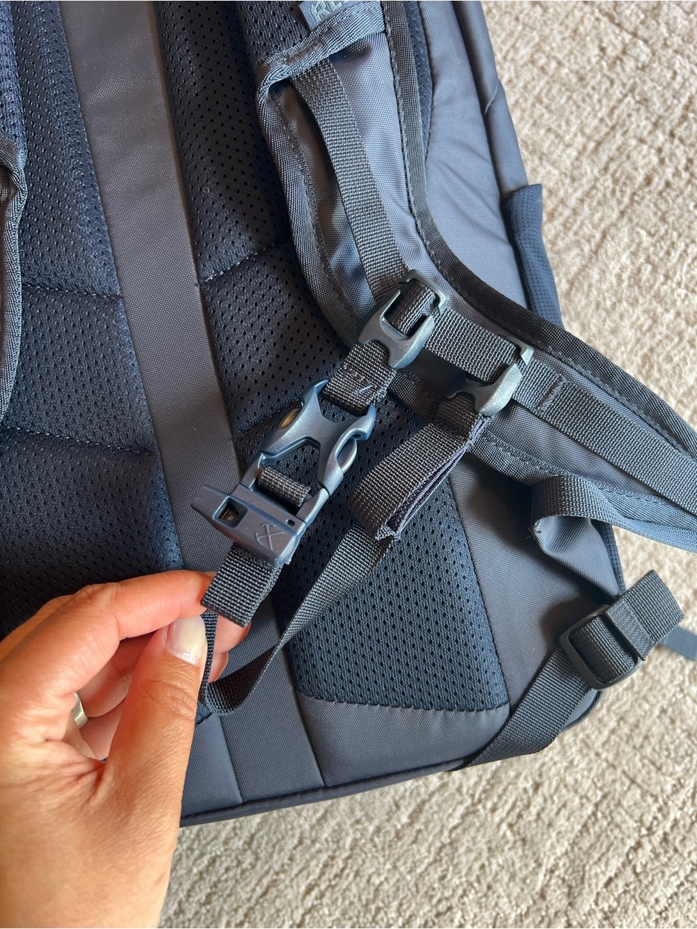REI Co-Op Navy Ruckpack 18L Backpack - Picture 12 of 16